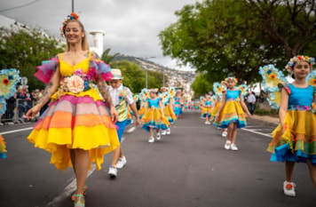04Mai25 Festa das Flores - Ala Crianças 2 (asas amarelas)