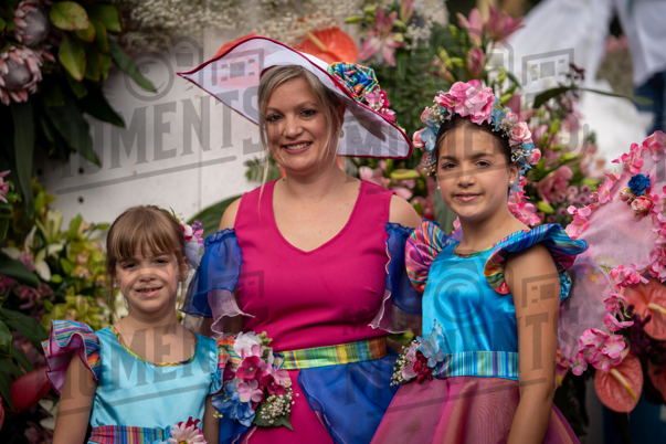2026_04Mai25 Festa das Flores - Antes do Desfile_JFP01699.jpg