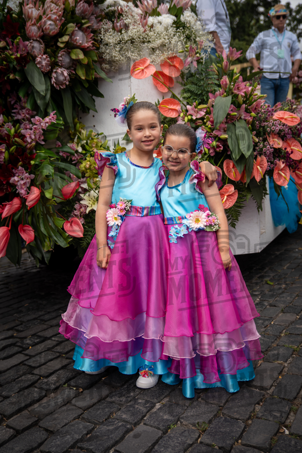 2026_04Mai25 Festa das Flores - Antes do Desfile_JFP01777.jpg