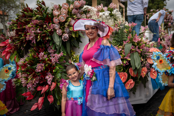 2026_04Mai25 Festa das Flores - Antes do Desfile_JFP01786.jpg