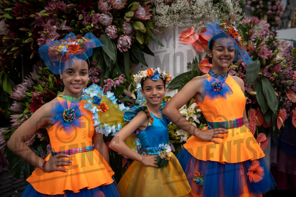 2026_04Mai25 Festa das Flores - Antes do Desfile_JFP01868.jpg