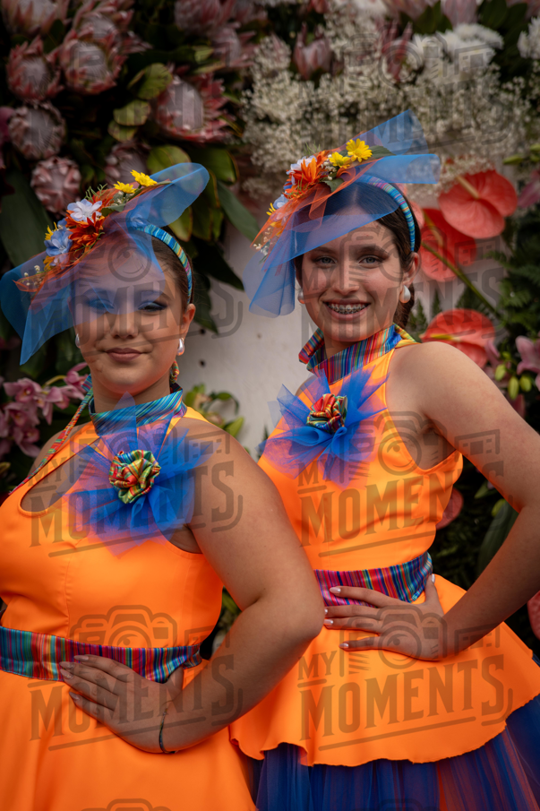 2026_04Mai25 Festa das Flores - Antes do Desfile_JFP01901.jpg