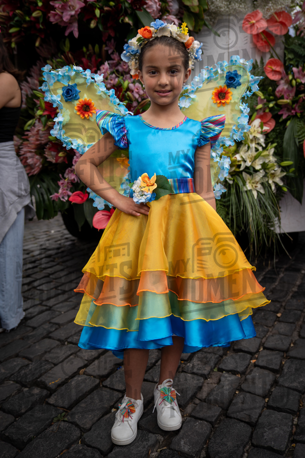 2026_04Mai25 Festa das Flores - Antes do Desfile_JFP01940.jpg