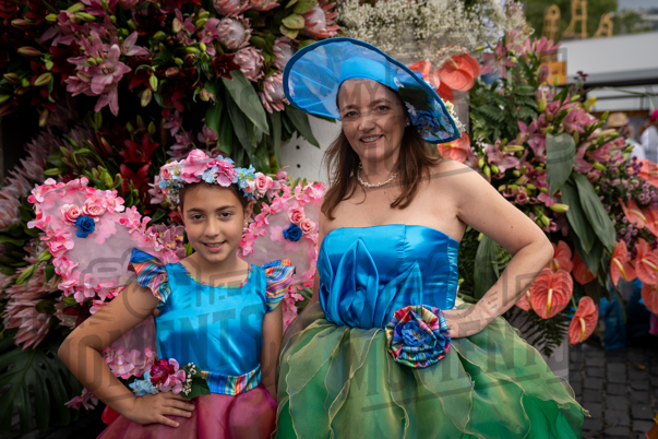 2026_04Mai25 Festa das Flores - Antes do Desfile_JFP01986.jpg