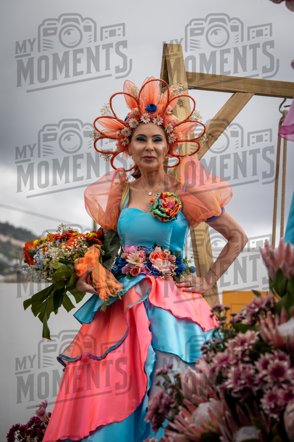2026_04Mai25 Festa das Flores - Antes do Desfile_JFP02196.jpg