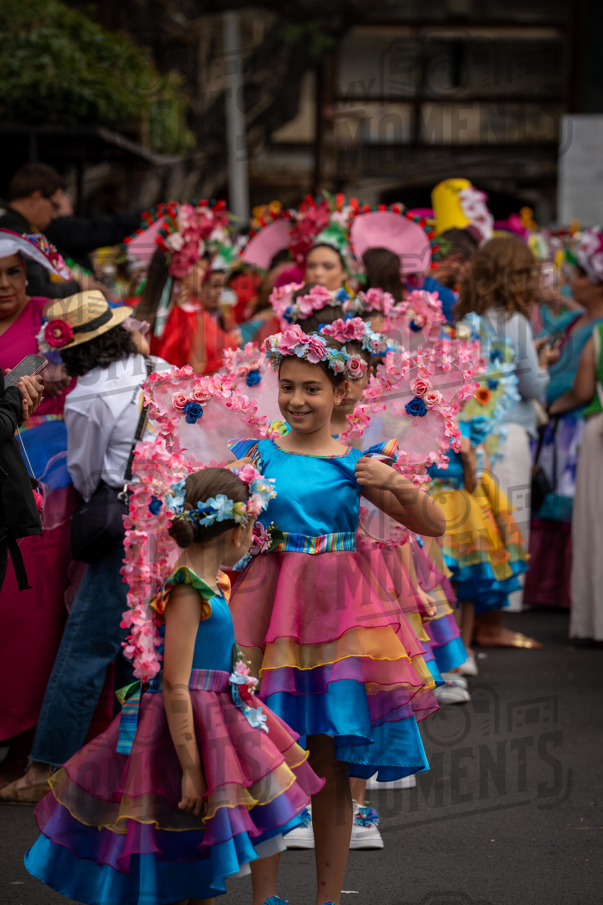2026_04Mai25 Festa das Flores - Antes do Desfile_JFP02218.jpg