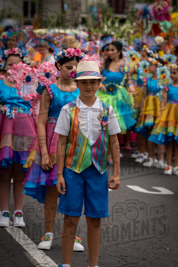 2026_04Mai25 Festa das Flores - Antes do Desfile_JFP02219.jpg