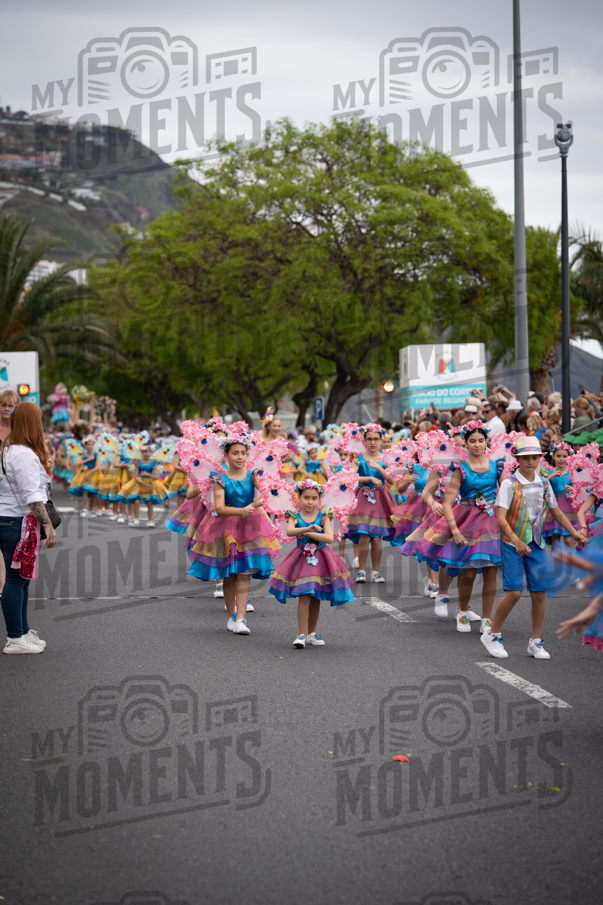 2026_04Mai25 Festa das Flores - Ala Crianças 1 (asas rosa)_JFP02377.jpg