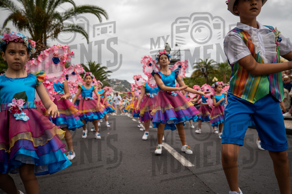 2026_04Mai25 Festa das Flores - Ala Crianças 1 (asas rosa)_JFP02532.jpg