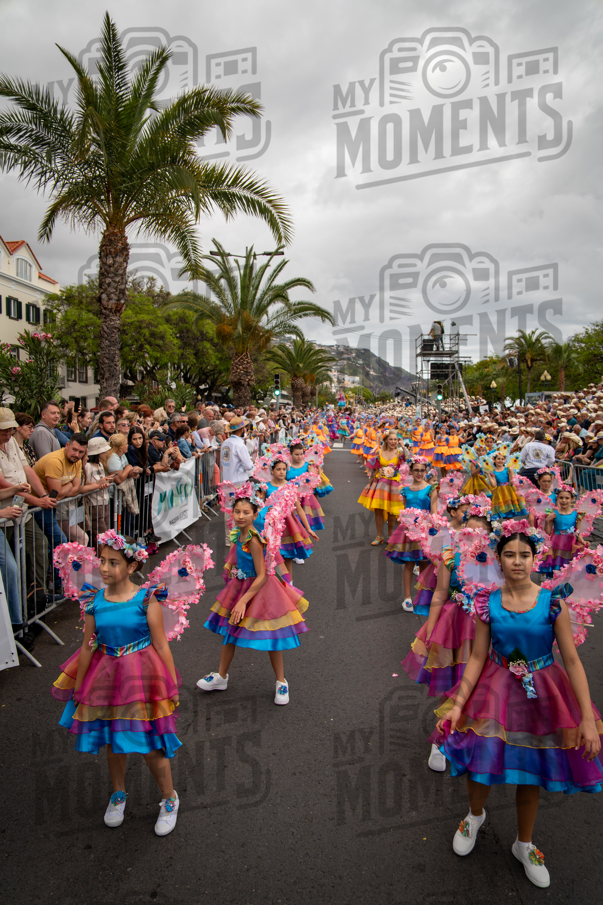 2026_04Mai25 Festa das Flores - Ala Crianças 1 (asas rosa)_JFP02566.jpg