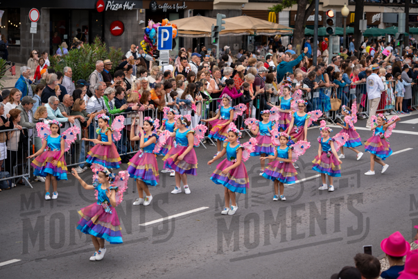 2026_04Mai25 Festa das Flores - Ala Crianças 1 (asas rosa)_JFP02721.jpg
