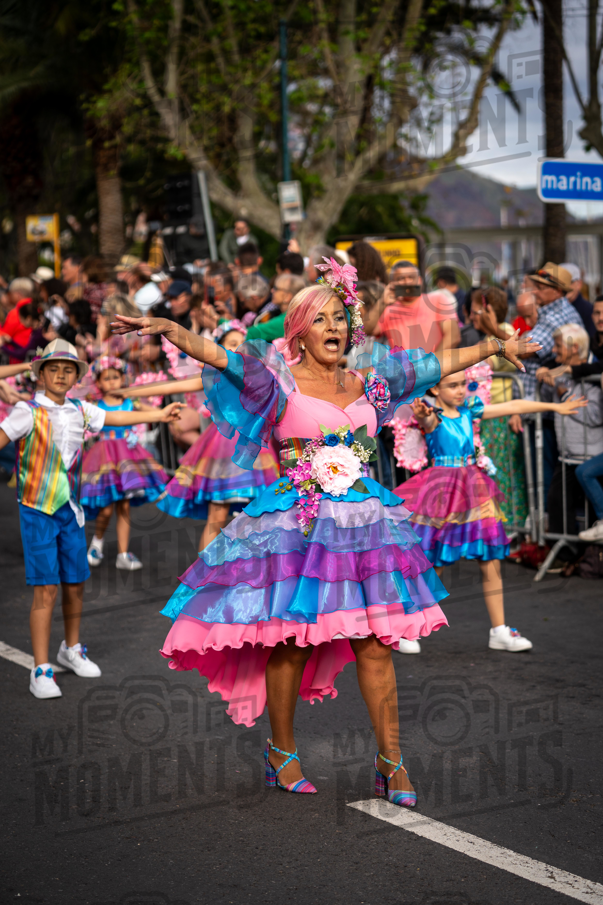 2026_04Mai25 Festa das Flores - Ala Crianças 1 (asas rosa)_JFP02853.jpg