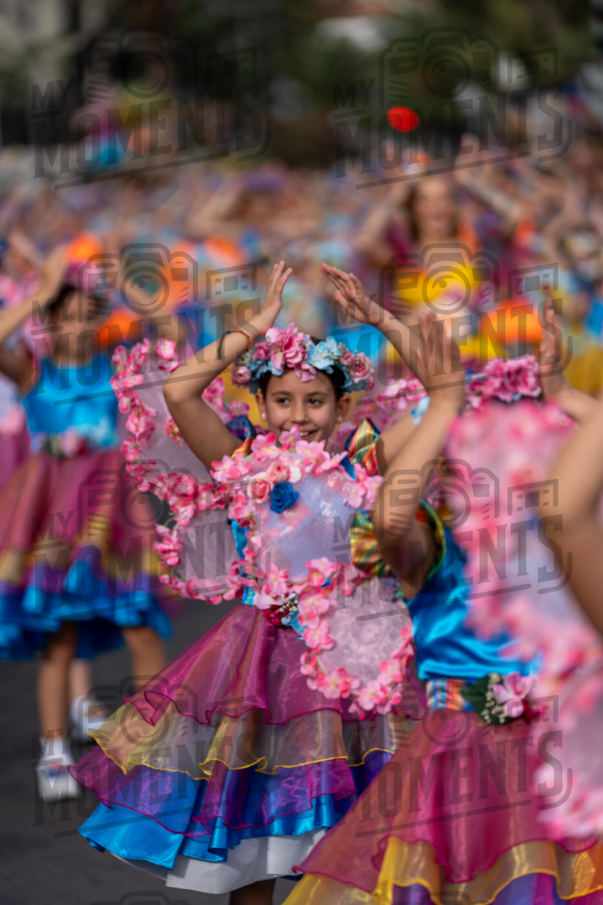 2026_04Mai25 Festa das Flores - Ala Crianças 1 (asas rosa)_JFP02868.jpg