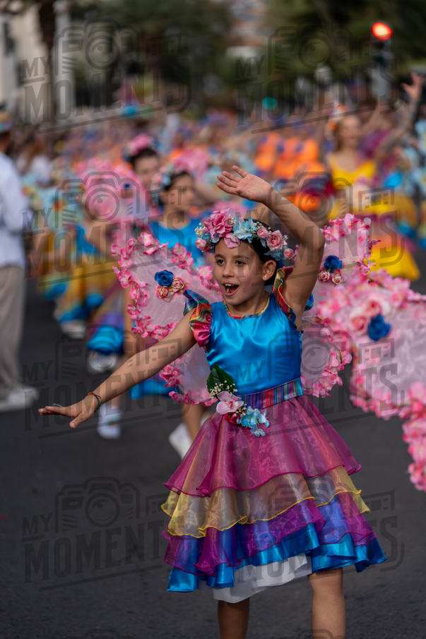 2026_04Mai25 Festa das Flores - Ala Crianças 1 (asas rosa)_JFP02870.jpg