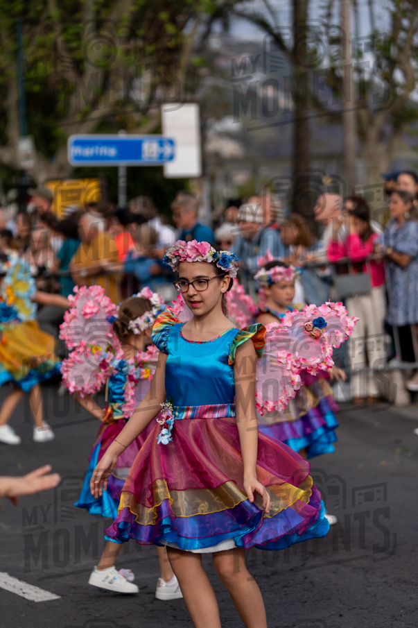 2026_04Mai25 Festa das Flores - Ala Crianças 1 (asas rosa)_JFP02872.jpg