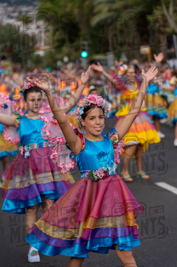 2026_04Mai25 Festa das Flores - Ala Crianças 1 (asas rosa)_JFP02876.jpg