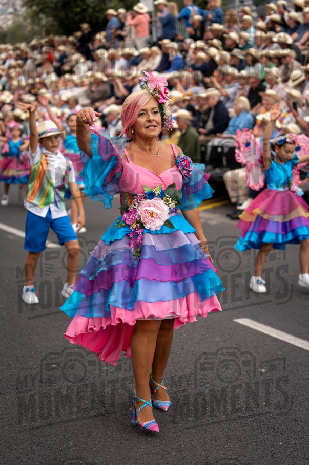 2026_04Mai25 Festa das Flores - Ala Crianças 1 (asas rosa)_JFP03052.jpg