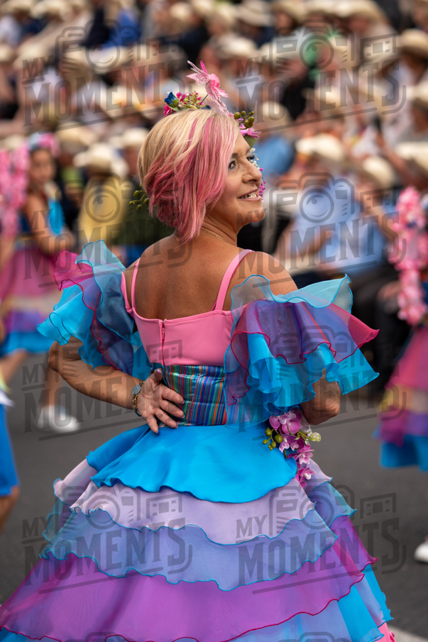 2026_04Mai25 Festa das Flores - Ala Crianças 1 (asas rosa)_JFP03054.jpg