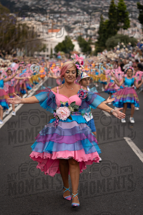 2026_04Mai25 Festa das Flores - Ala Crianças 1 (asas rosa)_JFP03086.jpg