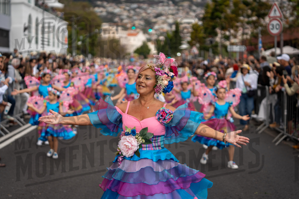 2026_04Mai25 Festa das Flores - Ala Crianças 1 (asas rosa)_JFP03140.jpg