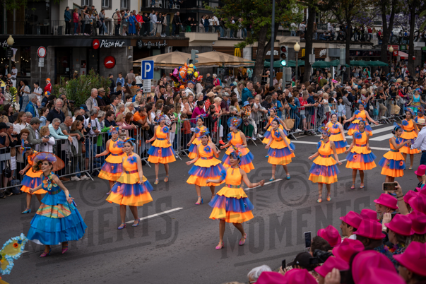 2026_04Mai25 Festa das Flores - Ala Jovens (vestido laranja)_JFP02736.jpg