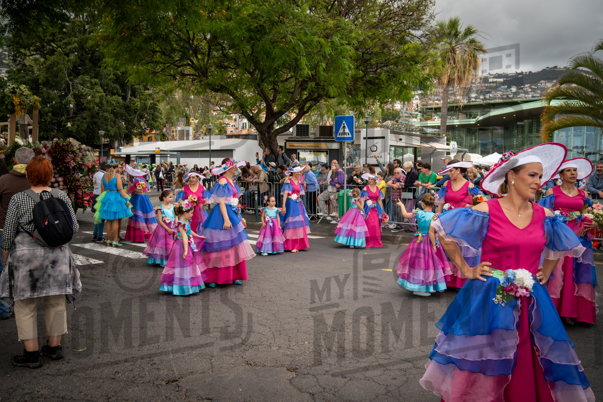 2026_04Mai25 Festa das Flores - Ala Adultas com crianças (vestidos rosa choque)_JFP02272.jpg