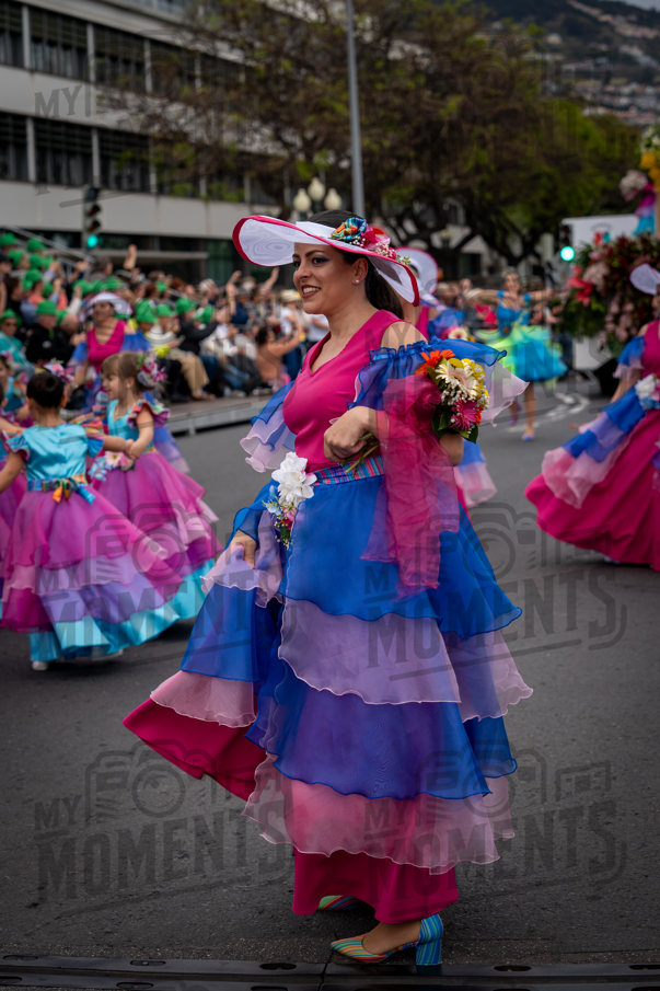 2026_04Mai25 Festa das Flores - Ala Adultas com crianças (vestidos rosa choque)_JFP02457.jpg