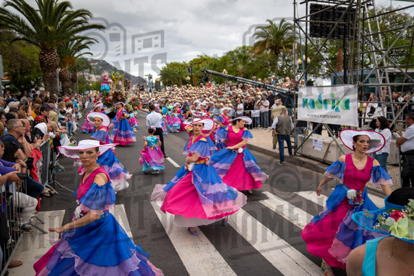 2026_04Mai25 Festa das Flores - Ala Adultas com crianças (vestidos rosa choque)_JFP02607.jpg