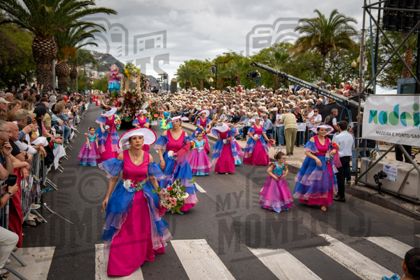 2026_04Mai25 Festa das Flores - Ala Adultas com crianças (vestidos rosa choque)_JFP02616.jpg