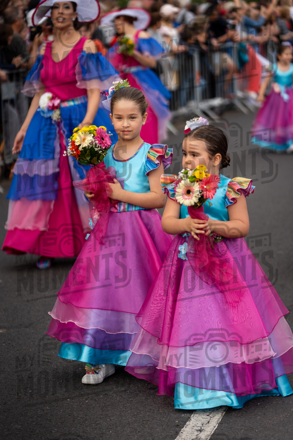 2026_04Mai25 Festa das Flores - Ala Adultas com crianças (vestidos rosa choque)_JFP02979.jpg